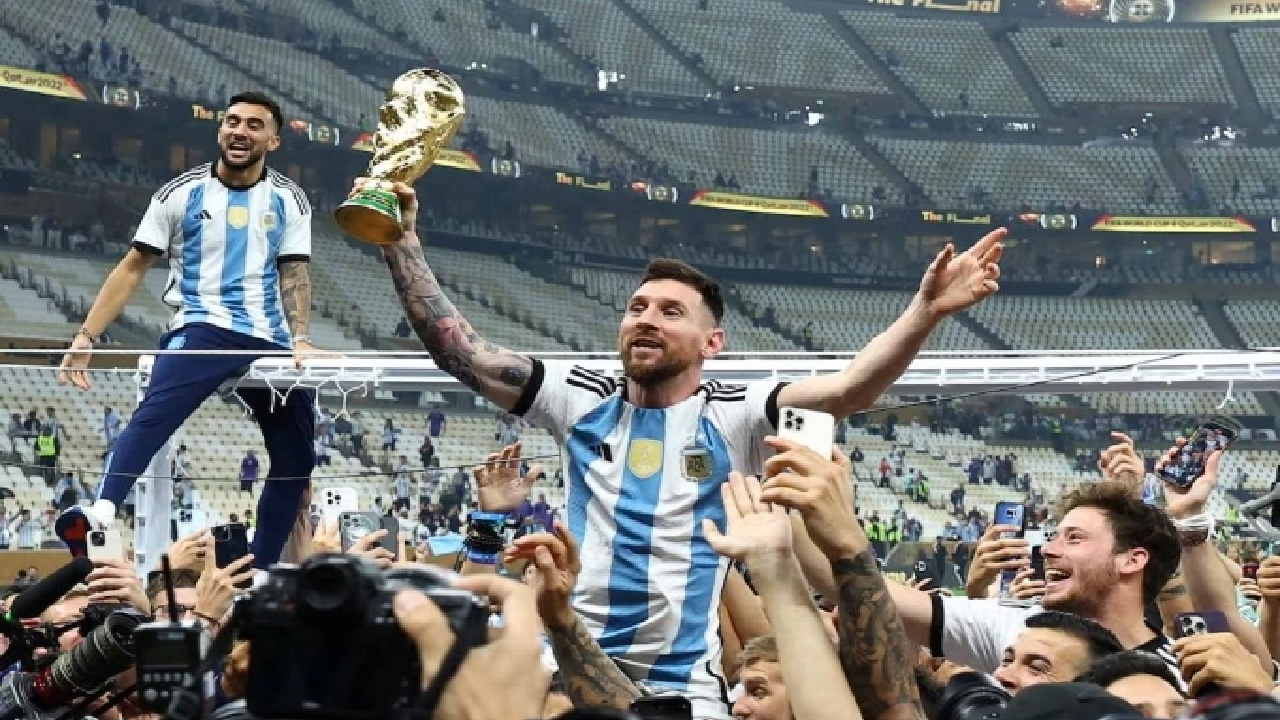 Lionel Messi – Kẻ Khiêm Nhường Của Vinh Quang